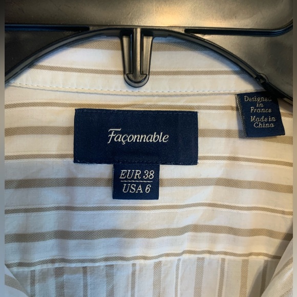 Used button up womens shirt - Picture 2 of 3